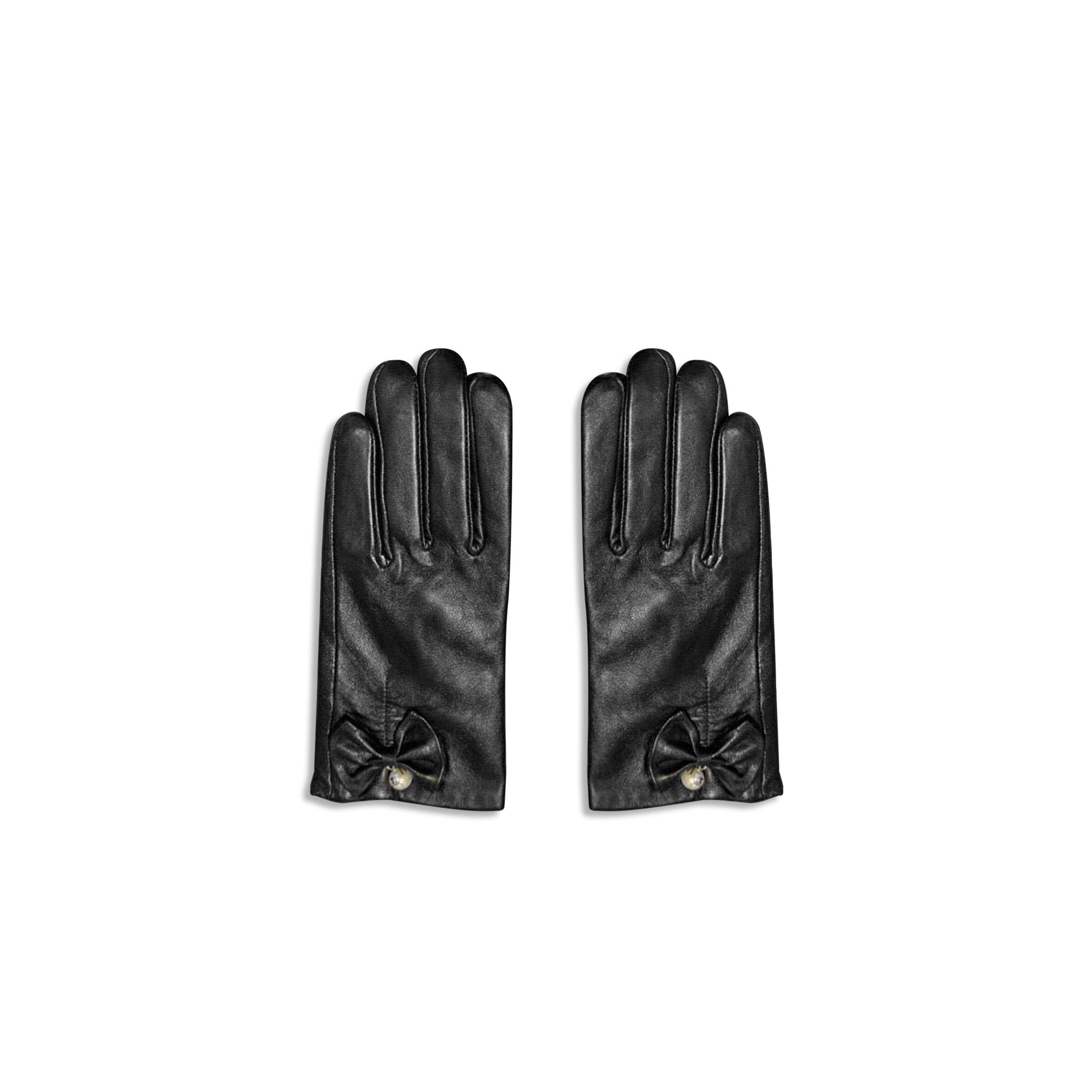 CHANEL LEATHER GLOVES
